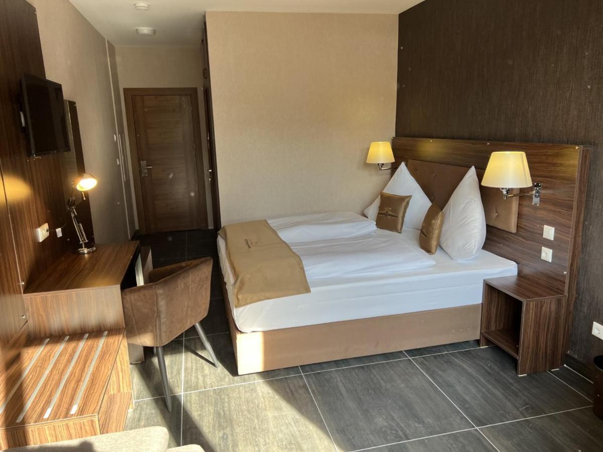 Hotel Pasa Paradies Kostenlose Parkplaetze 하나우암마인 외부 사진