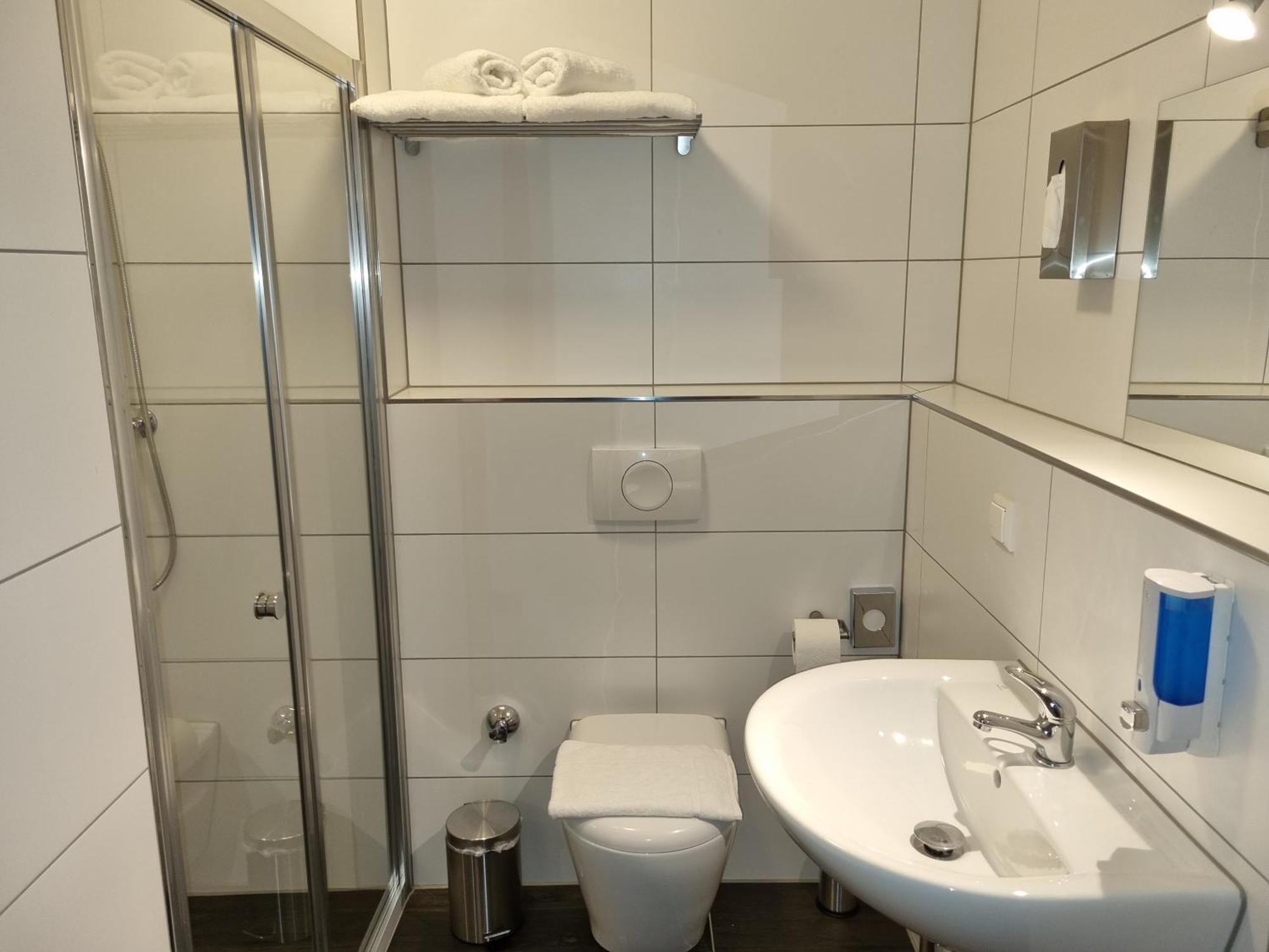 Hotel Pasa Paradies Kostenlose Parkplaetze 하나우암마인 외부 사진
