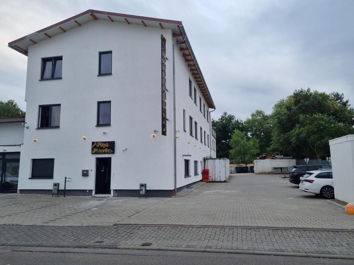 Hotel Pasa Paradies Kostenlose Parkplaetze 하나우암마인 외부 사진